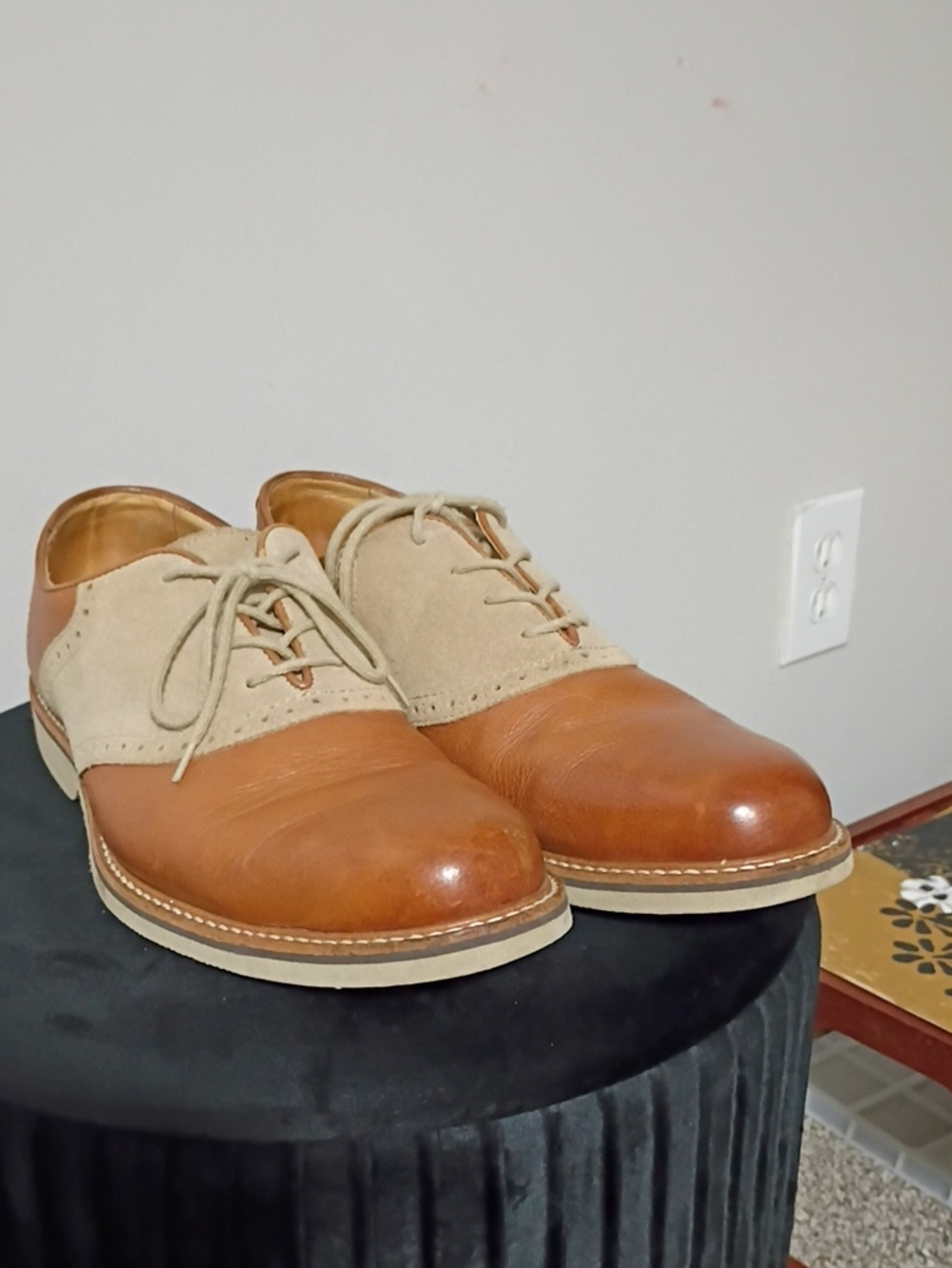 Men's Two-Tone Tan and Beige Leather Oxford Shoes